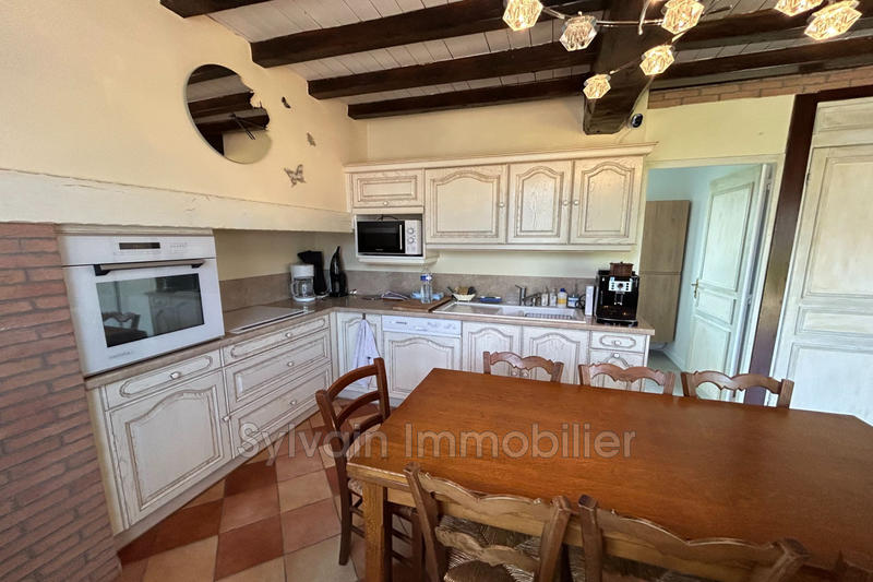 Maison - 146 m² - 7 pièces