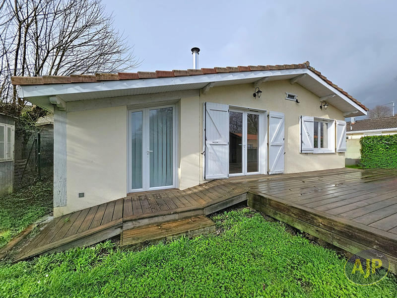 Maison - 64 m² - 3 pièces