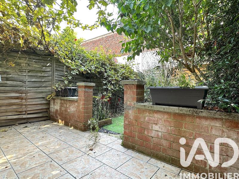 Maison - 90 m² - 5 pièces