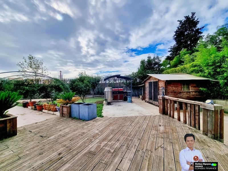 Maison - 181 m² - 8 pièces