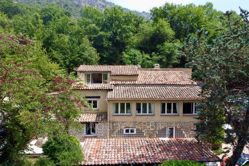 Villa - 276 m² - 7 pièces