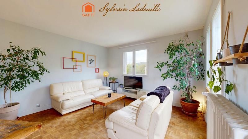 Maison - 120 m² - 6 pièces