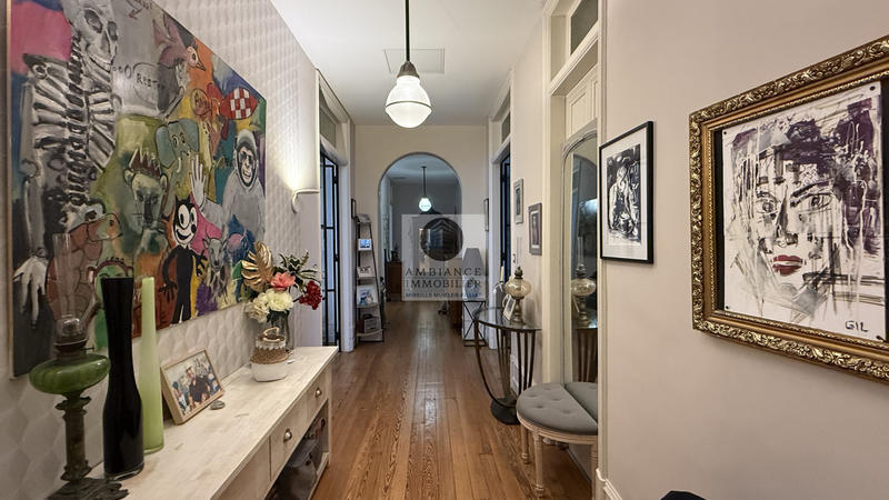 Appartement - 159 m² - 5 pièces