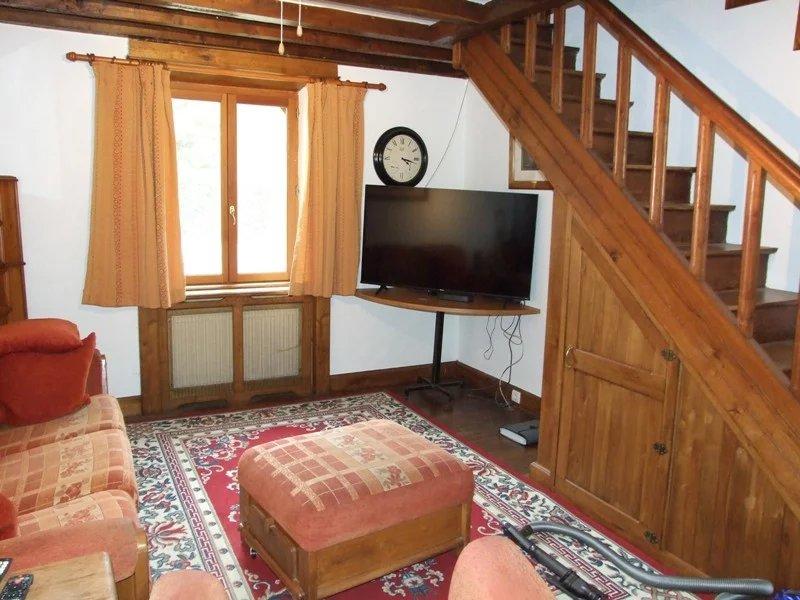 Maison - 90 m² - 6 pièces
