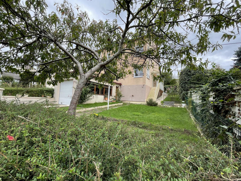 Maison - 91 m² - 5 pièces