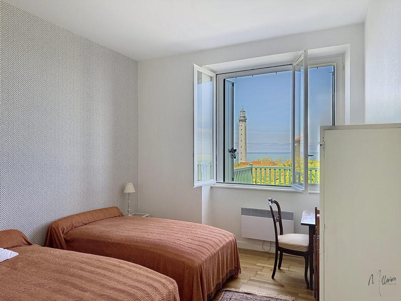 Appartement - 93 m² - 4 pièces