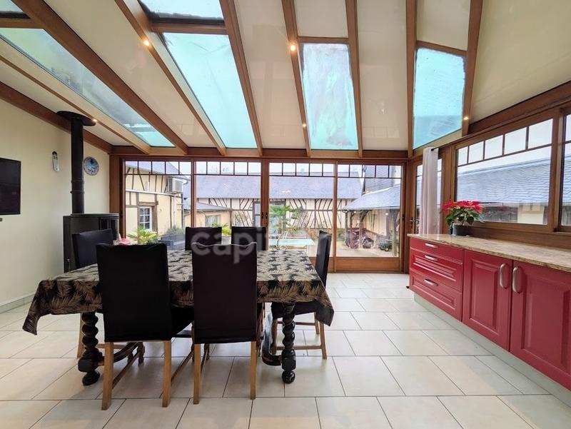 Maison - 424 m² - 14 pièces