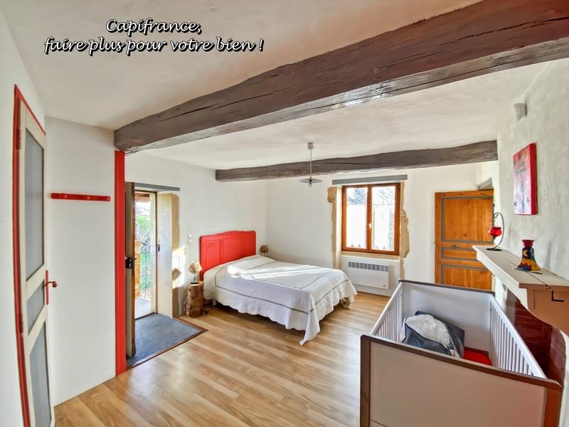 Maison - 244 m² - 10 pièces