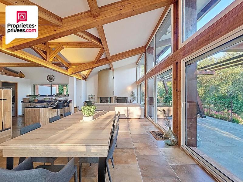 Demeure - 147 m² - 5 pièces