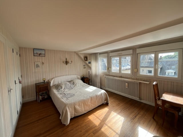 Appartement - 112 m² - 5 pièces