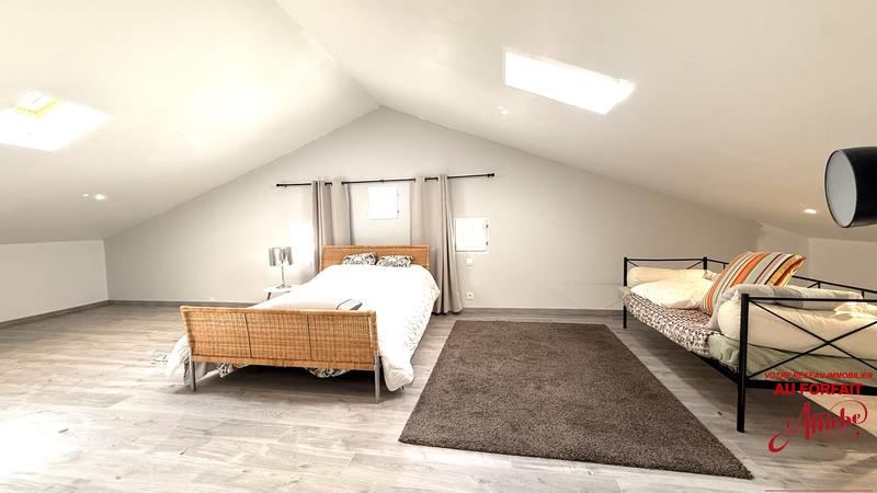 Maison - 194 m² - 7 pièces