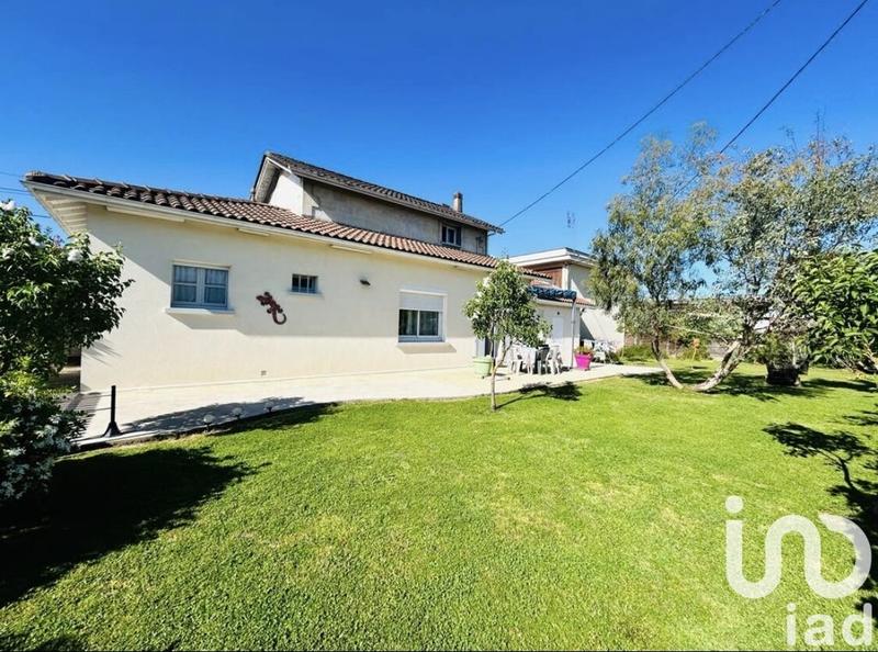 Maison - 96 m² - 5 pièces