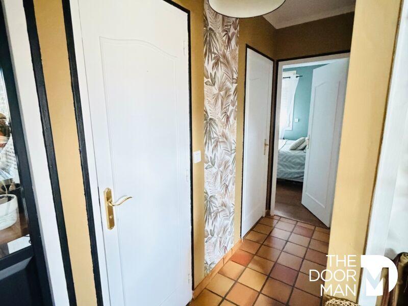 Maison - 205 m² - 8 pièces