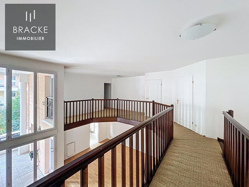 Appartement - 122 m² - 5 pièces