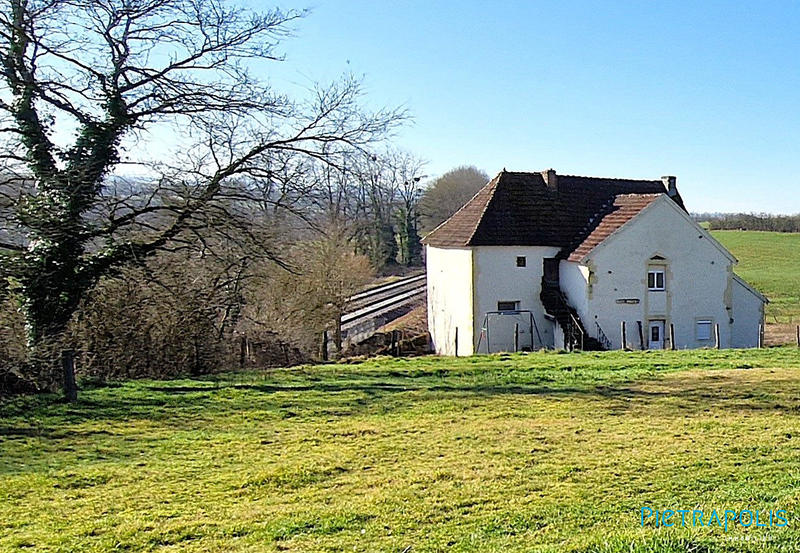 Maison ancienne - 140 m² - 6 pièces