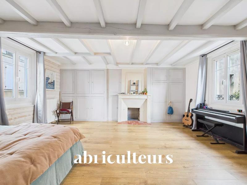 Maison - 158 m² - 7 pièces