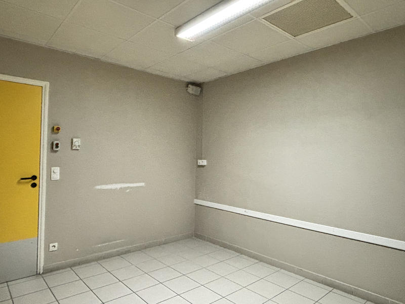 Local commercial - 265 m²