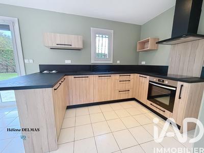 Maison - 90 m² - 5 pièces