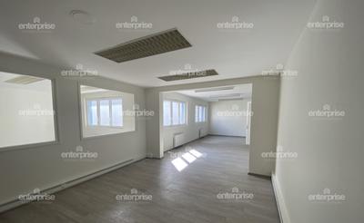Bureau - 368 m²