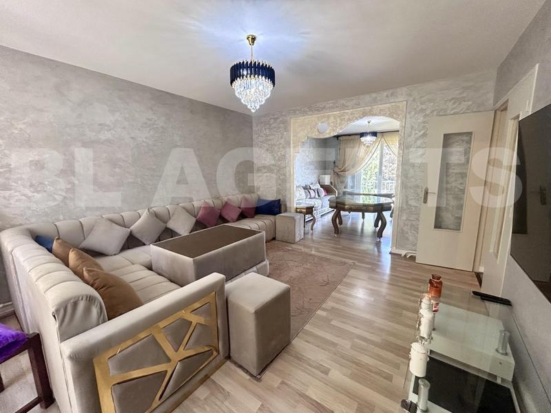 Appartement - 83 m² - 4 pièces