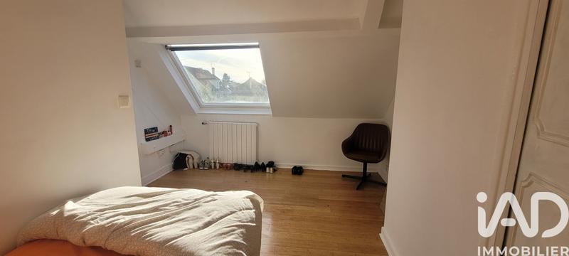 Maison - 221 m² - 6 pièces