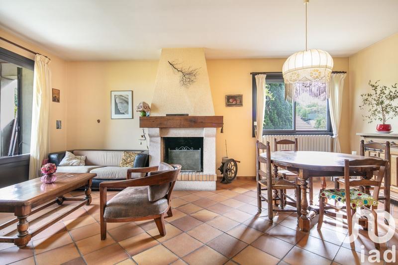 Maison - 99 m² - 4 pièces