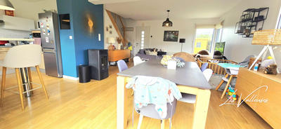 Maison - 100 m² - 5 pièces