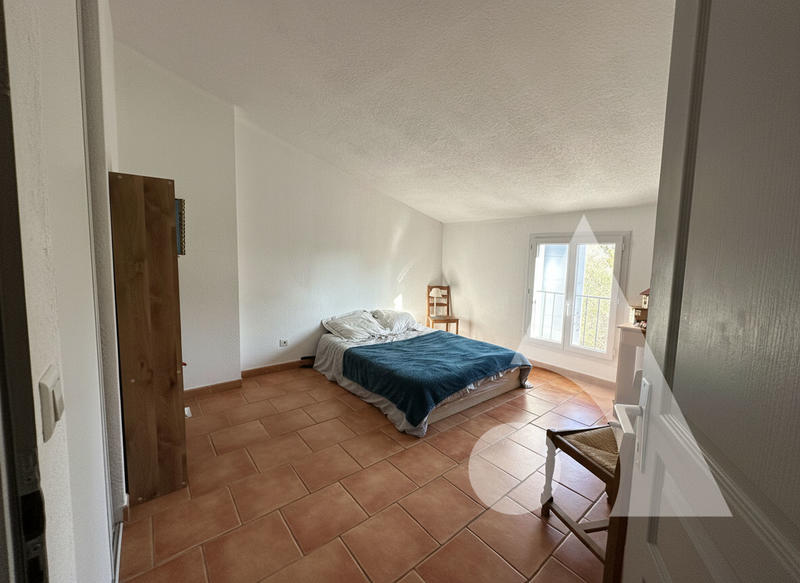 Maison - 182 m² - 8 pièces