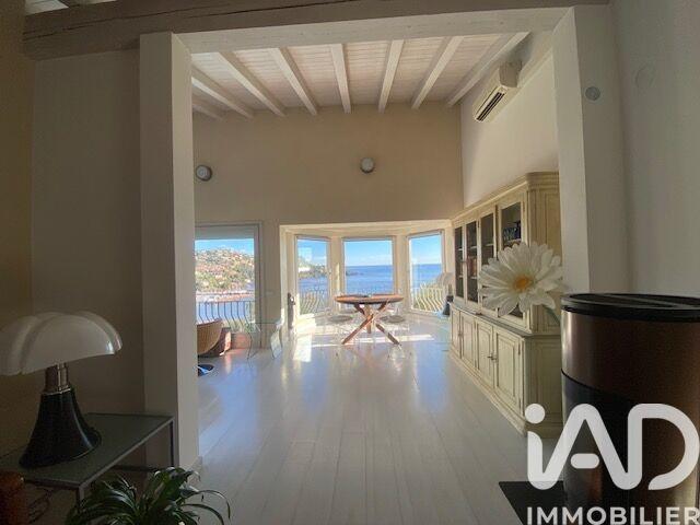 Maison - 219 m² - 7 pièces