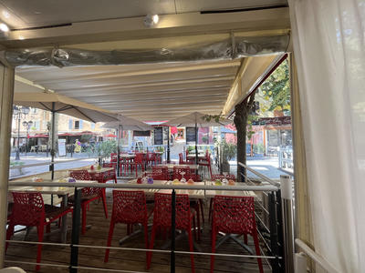 Fonds de commerce - Magasins - 52 m²