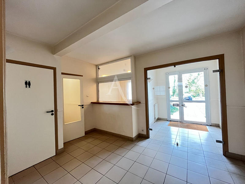 Local commercial - 249 m²