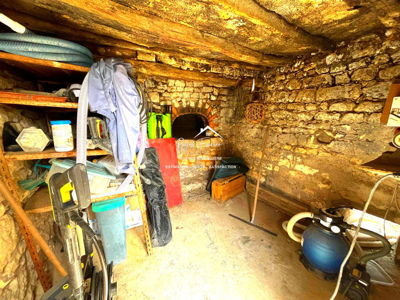 Maison ancienne - 255 m² - 8 pièces