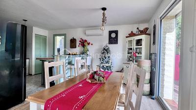 Villa - 97 m² - 6 pièces