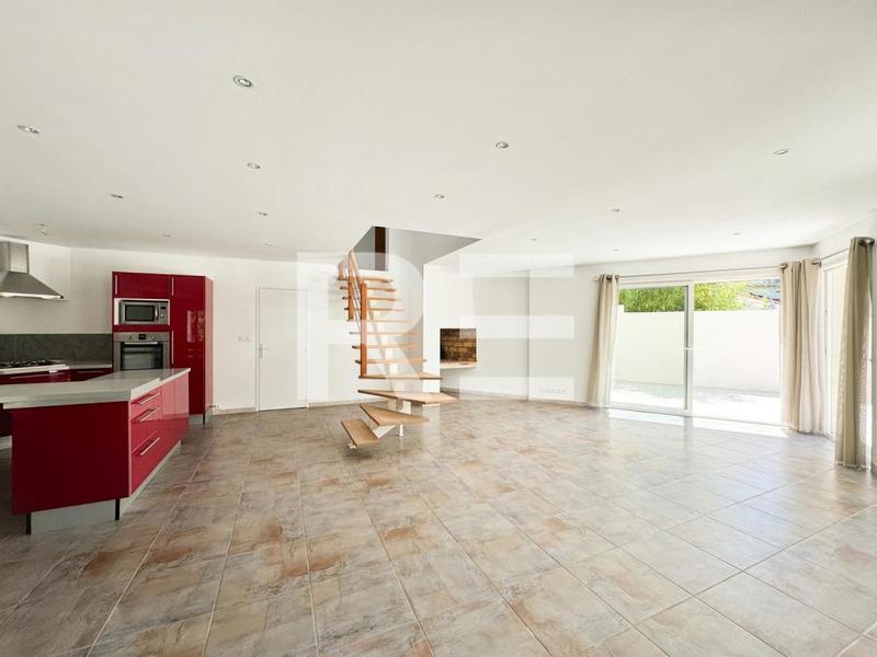 Villa - 144 m² - 5 pièces