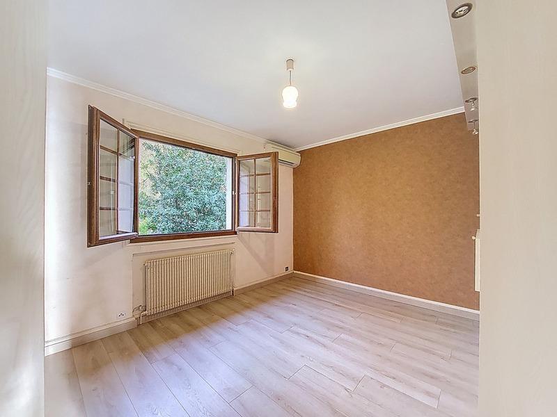 Maison - 175 m² - 7 pièces