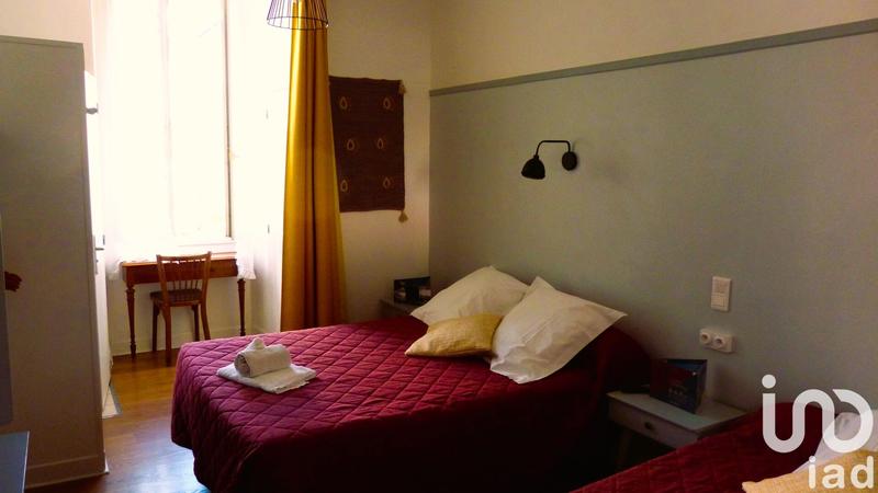 Maison - 450 m² - 14 pièces