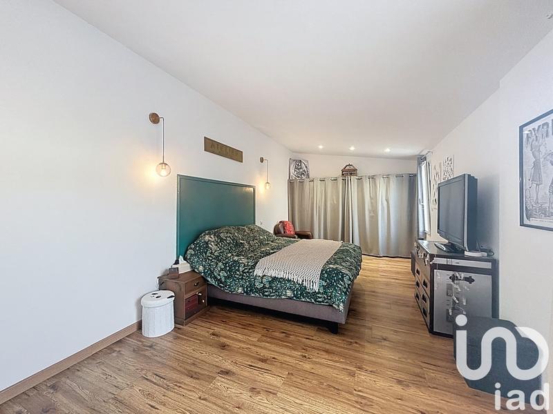 Maison - 143 m² - 5 pièces