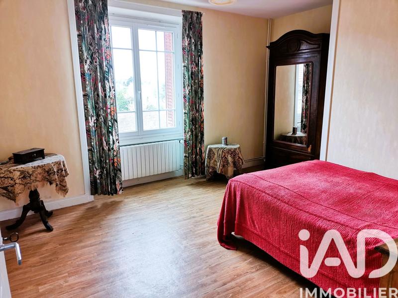 Maison - 188 m² - 8 pièces