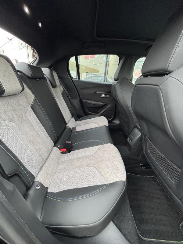 Peugeot 208 50 Kwh 136 Ch Gt-Line