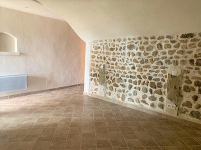 Maison de village - 140 m² - 7 pièces