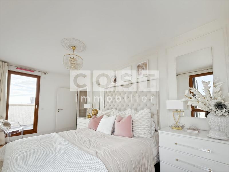 Appartement - 95 m² - 5 pièces