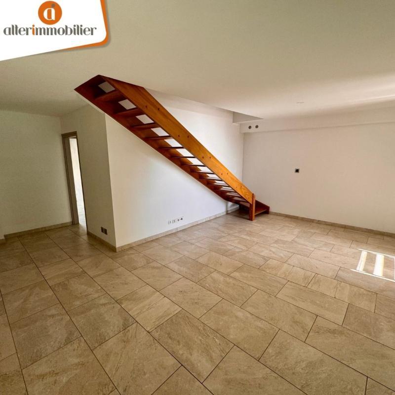 Appartement - 100 m² - 4 pièces