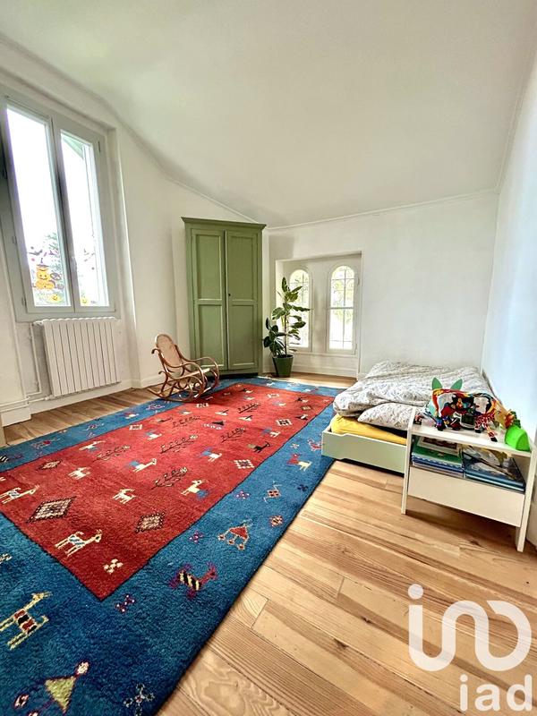Maison - 187 m² - 6 pièces