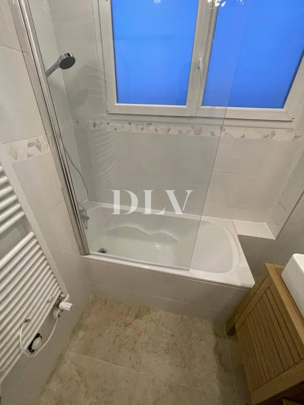 Appartement - 75 m² - 5 pièces