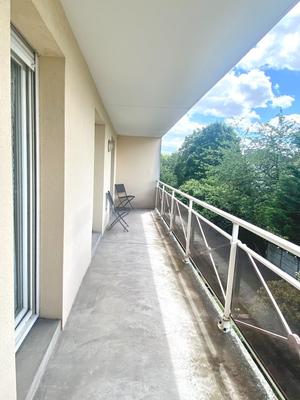 Appartement - 81 m² - 4 pièces