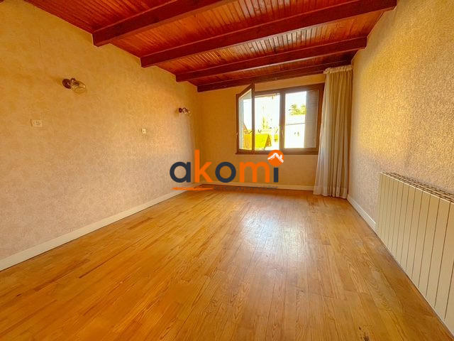 Maison - 120 m² - 6 pièces