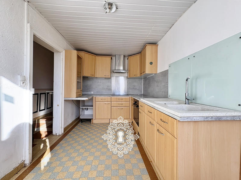 Maison - 173 m² - 7 pièces