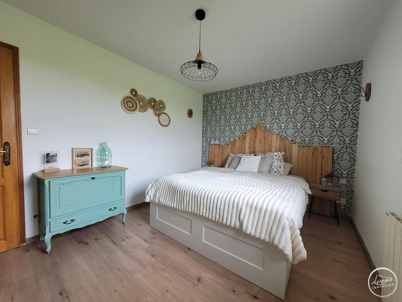 Maison - 95 m² - 3 pièces