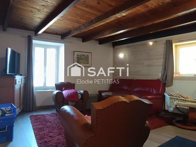 Maison - 162 m² - 8 pièces