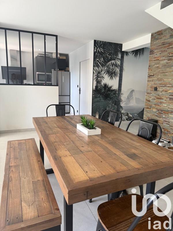 Maison - 182 m² - 7 pièces